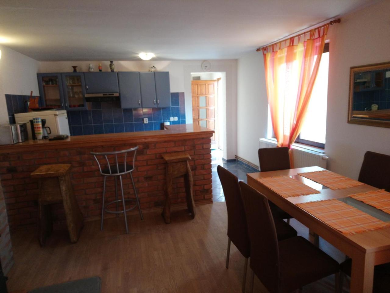 Studio Apartman Kotro Beli Manastir Eksteriør billede